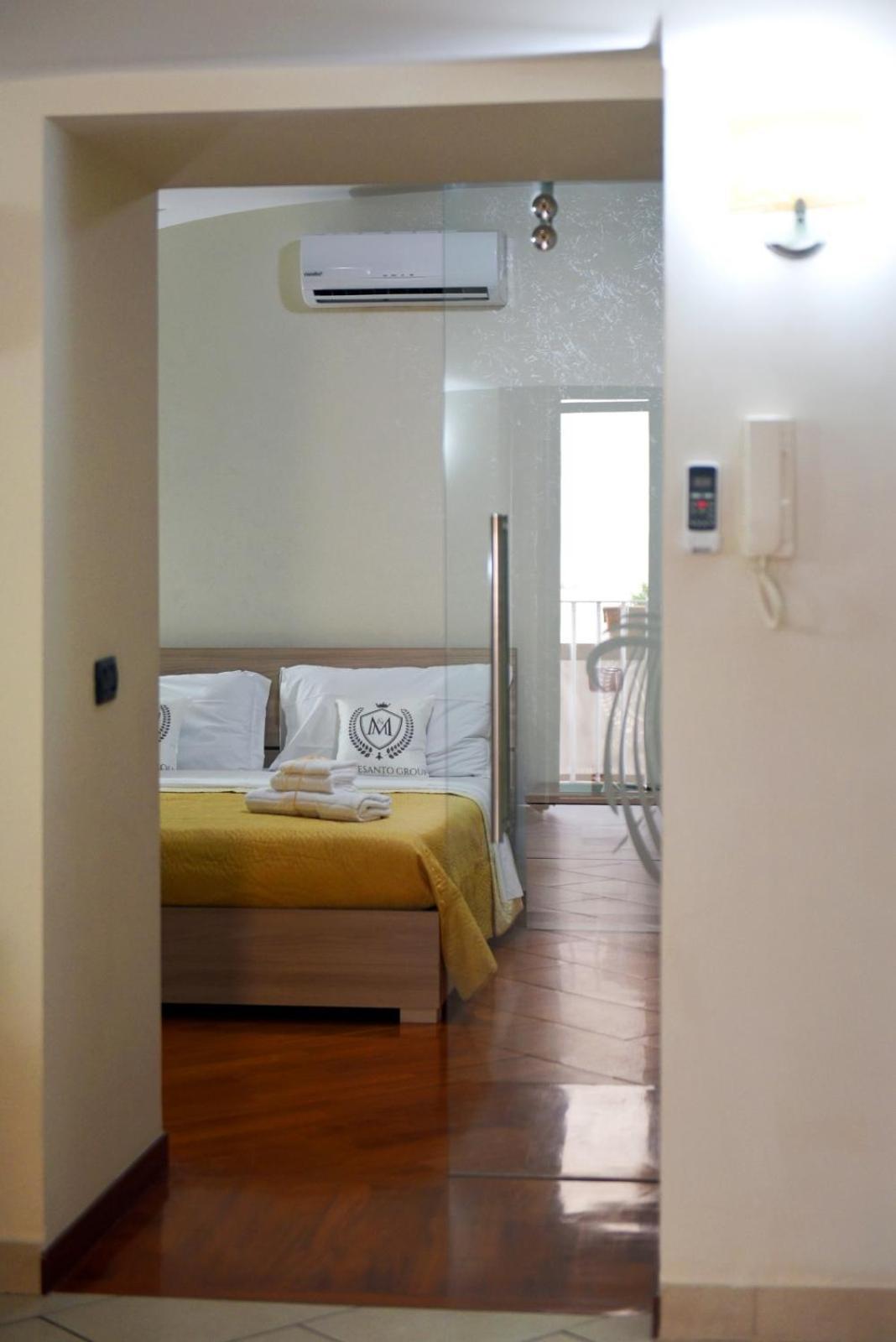 Montesantogroup Apartments Neapol Pokoj fotografie